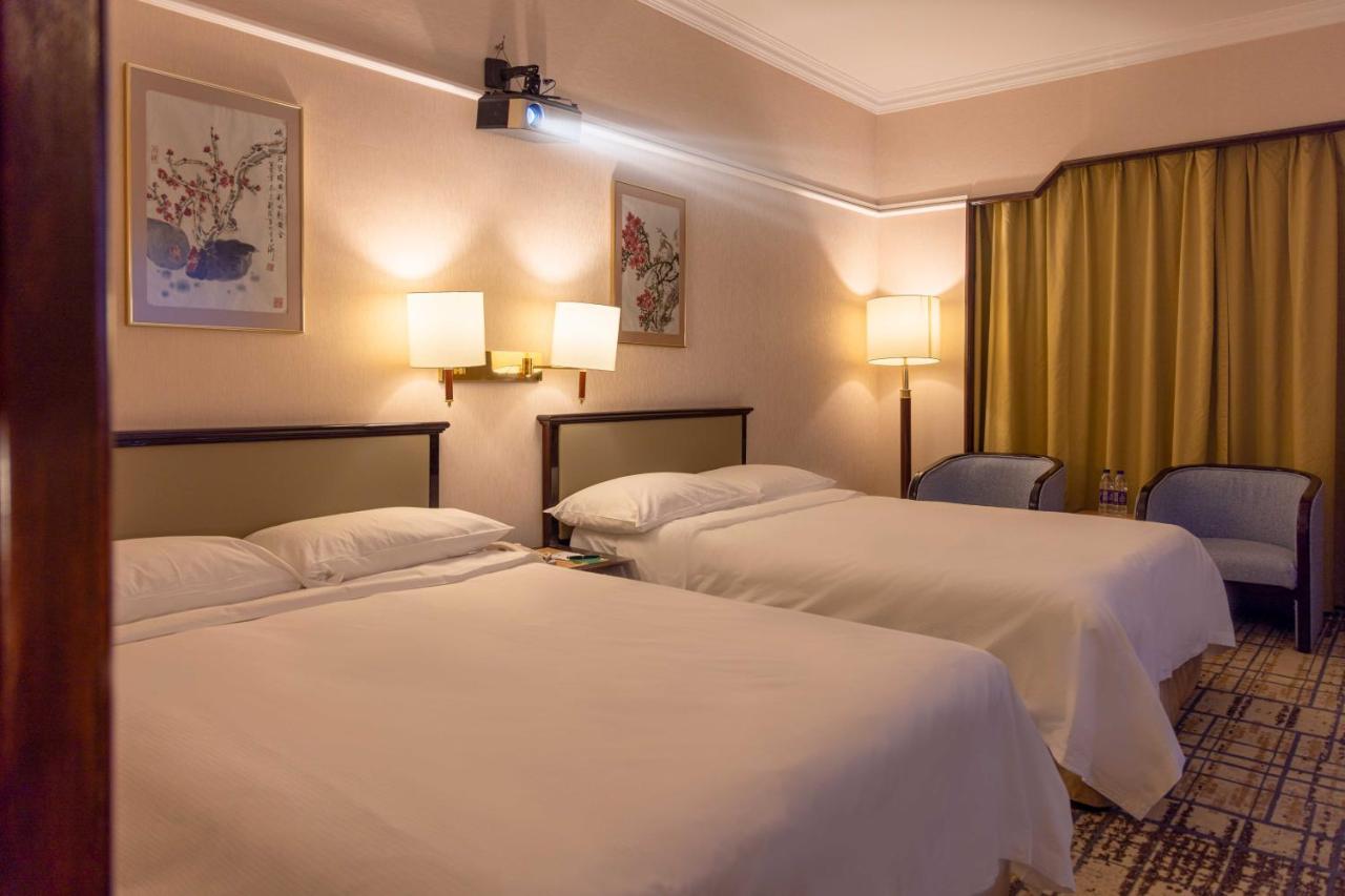Metropark Lido Hotel Beijing Exterior photo