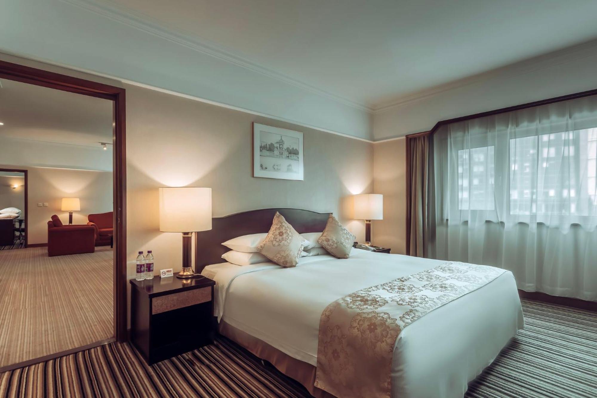 Metropark Lido Hotel Beijing Exterior photo