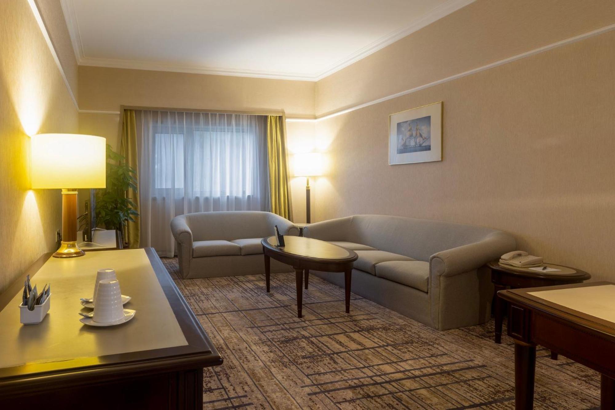 Metropark Lido Hotel Beijing Exterior photo