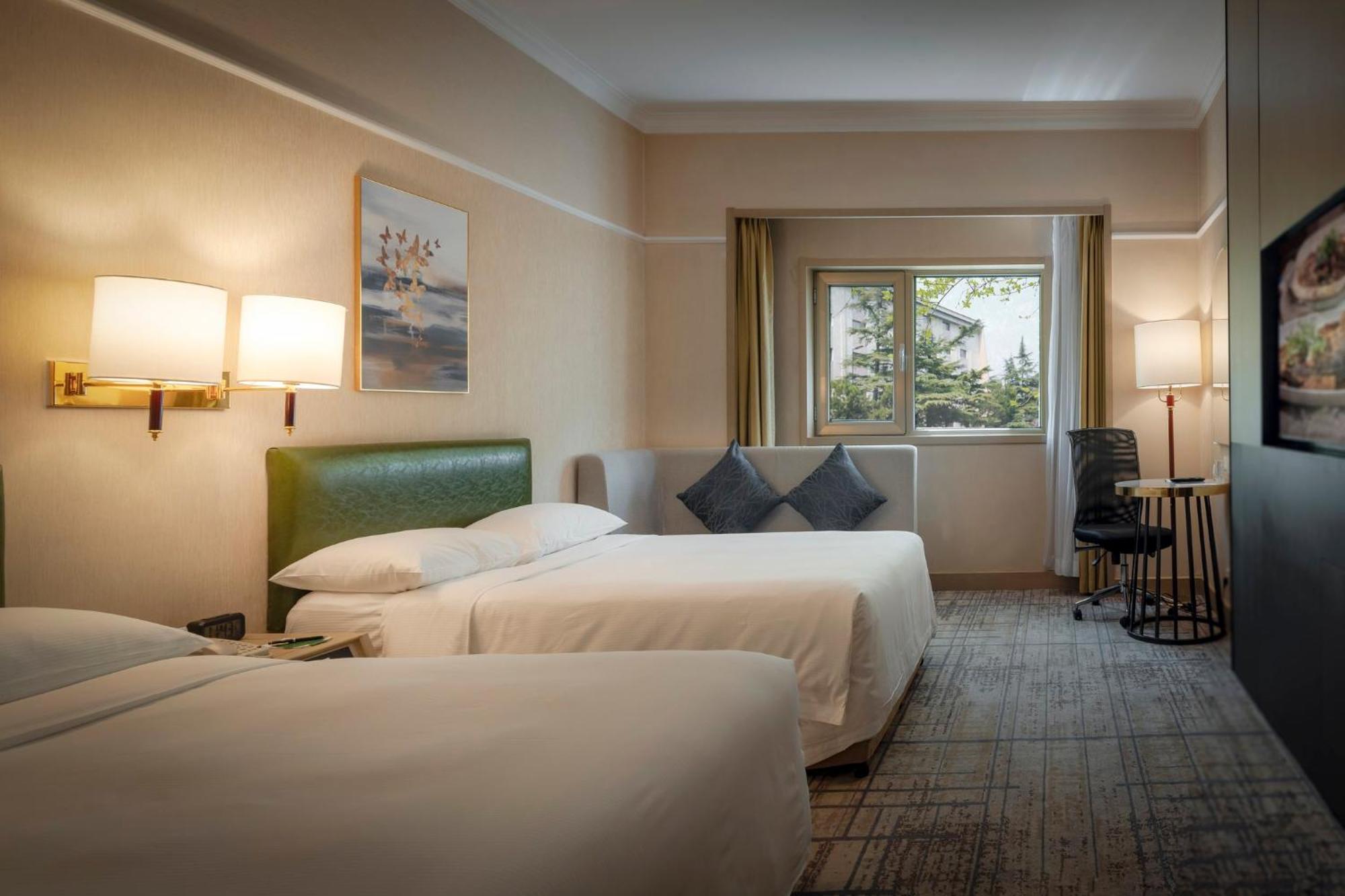 Metropark Lido Hotel Beijing Exterior photo